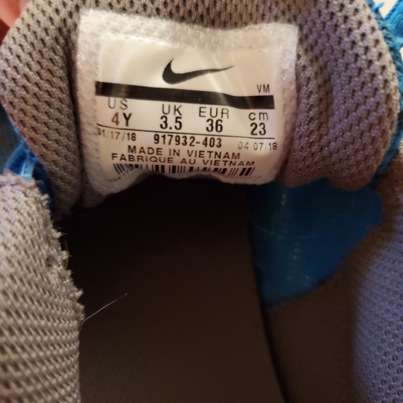 Nike Flex Contact Boys Sneakers size 4Y 5Y - Picture 4 of 4